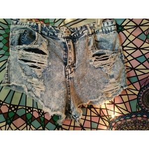 Highway Jeans Ripped Shorts 🌈